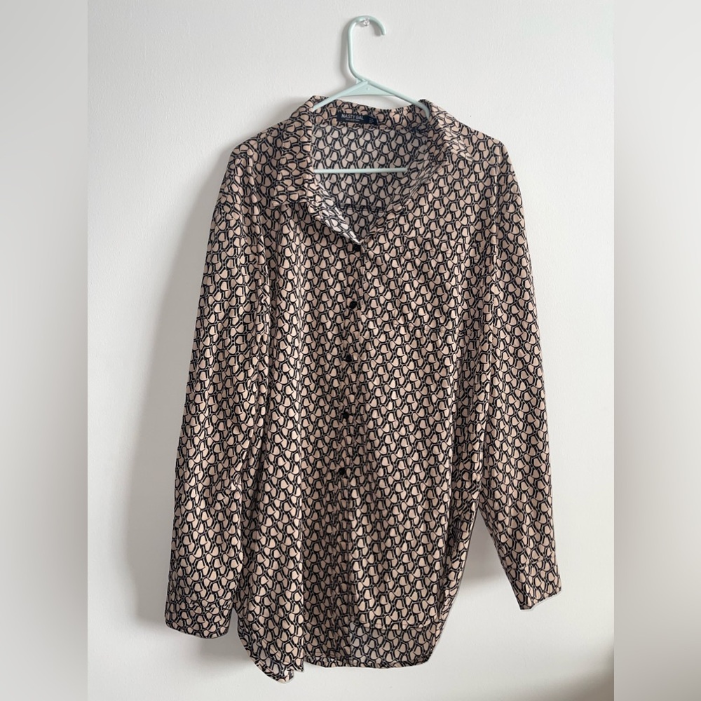 Nasty Gal Retro Print Button Down - Picture 3 of 6